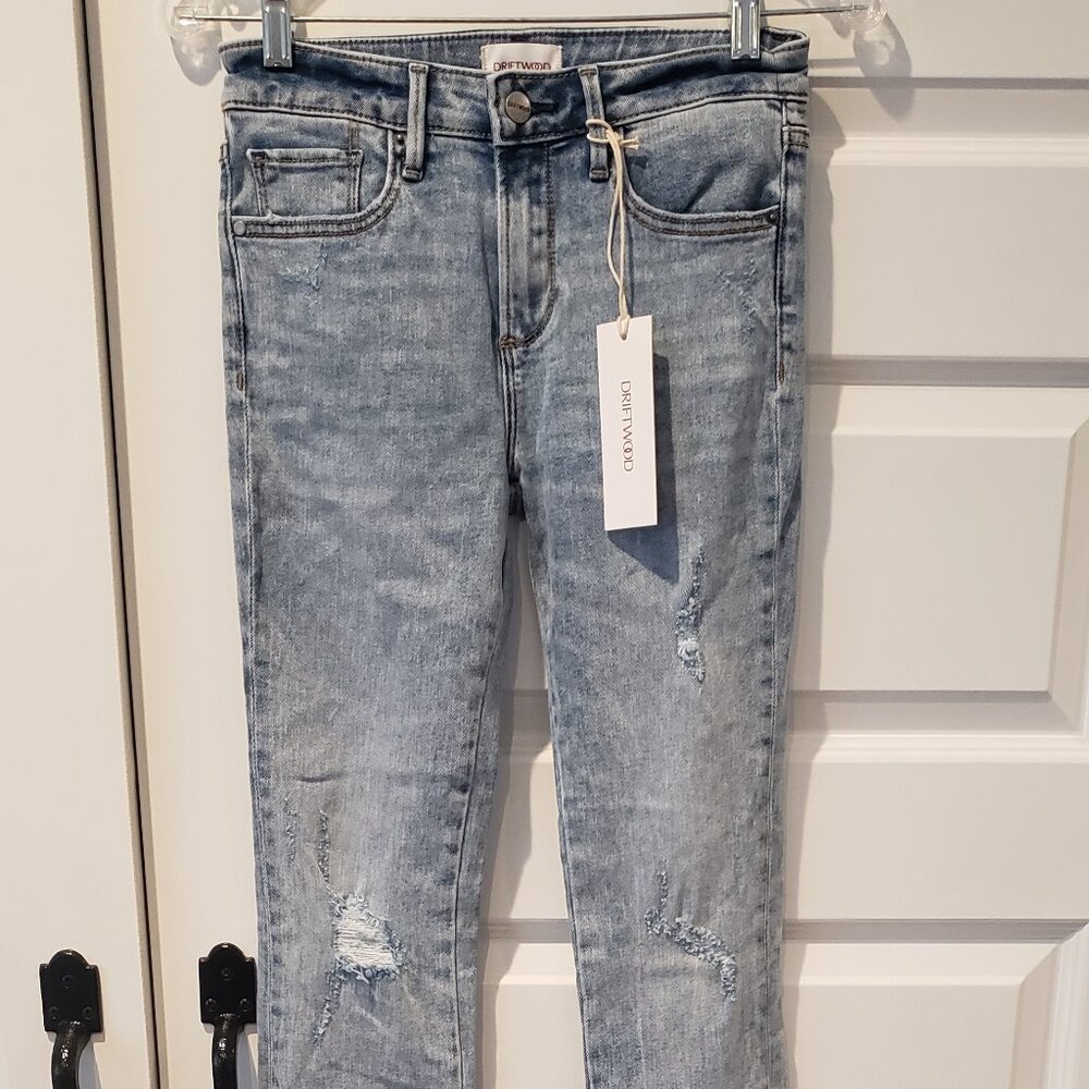NWT: DRIFTWOOD Kelly Floral-Embroidered Bootcut Jeans - Picture 3 of 7